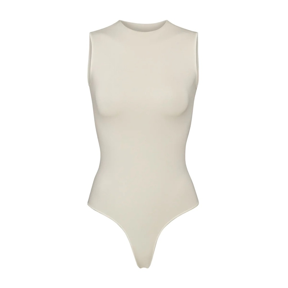 SKIMS Essential Crew Neck Sleeveless Bodysuit